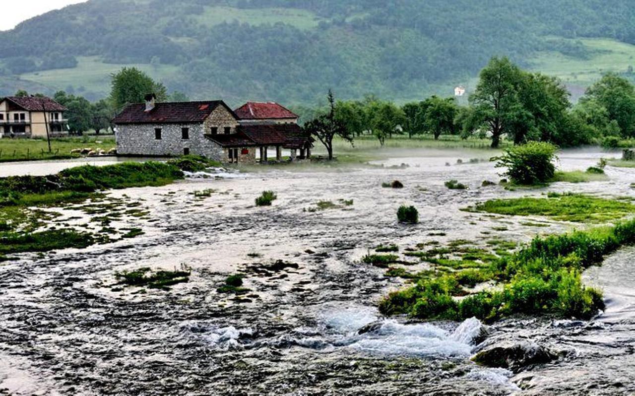 Hotel Rosi Gusinje Zewnętrze zdjęcie