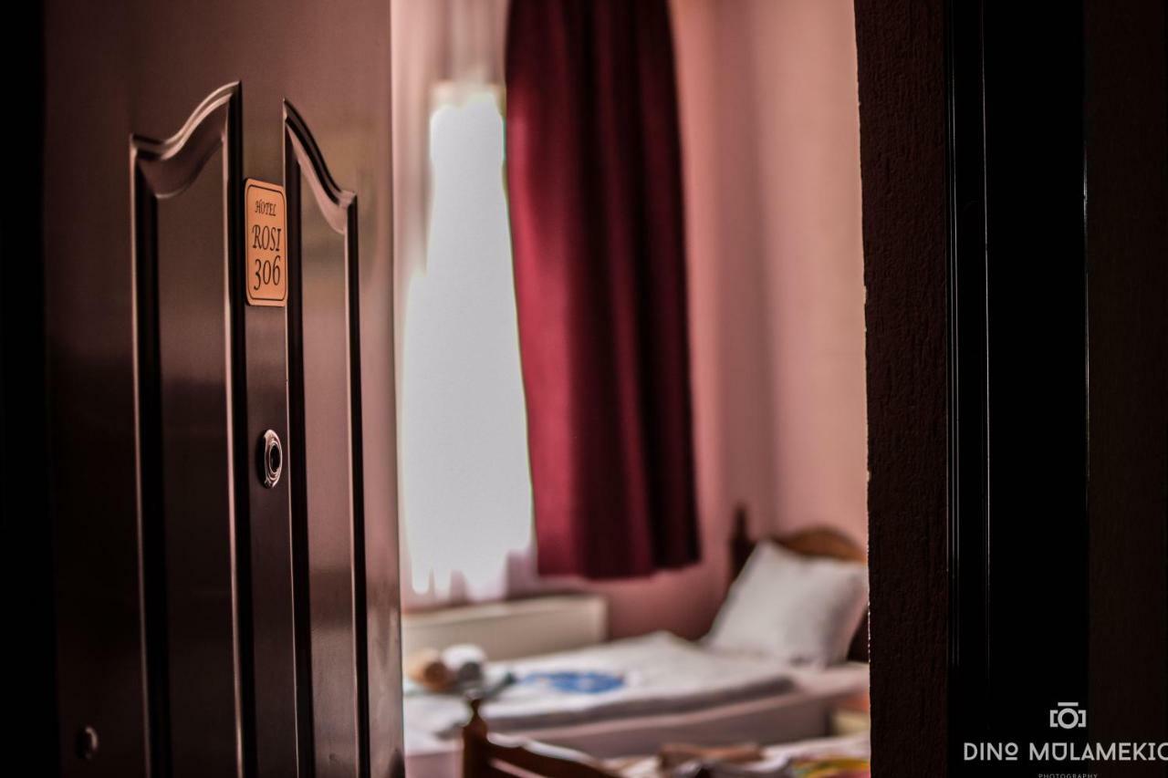 Hotel Rosi Gusinje Zewnętrze zdjęcie