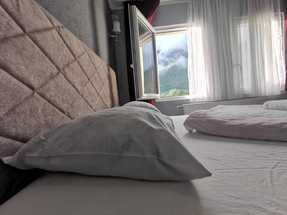 Hotel Rosi Gusinje Zewnętrze zdjęcie
