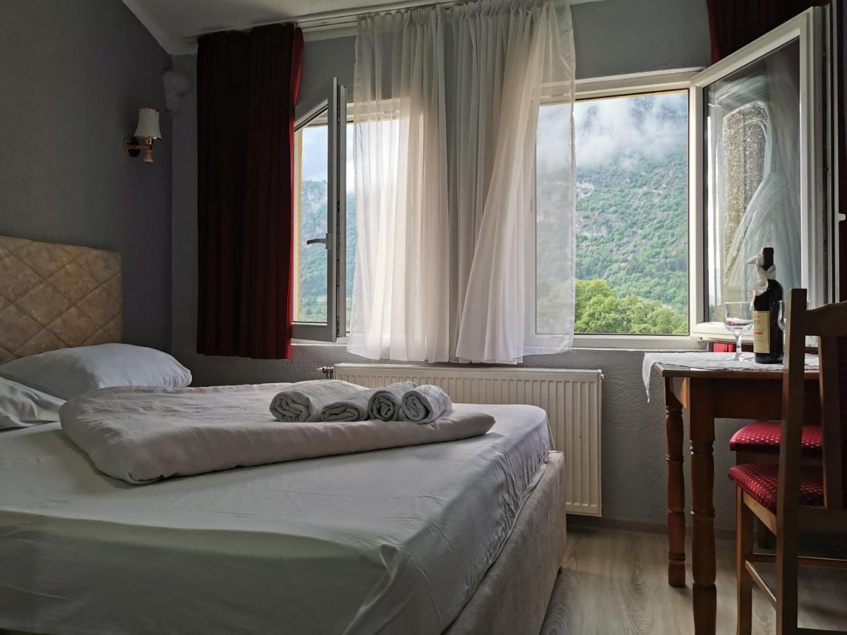 Hotel Rosi Gusinje Zewnętrze zdjęcie